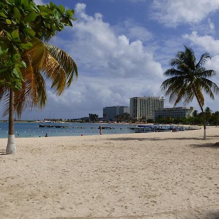 Beach One Bedroom Suite 13 Ocho Rios Exterior foto
