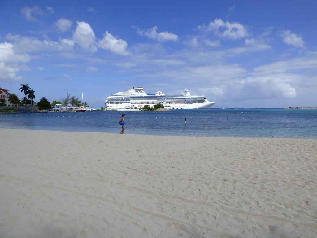 Beach One Bedroom Suite 13 Ocho Rios Exterior foto